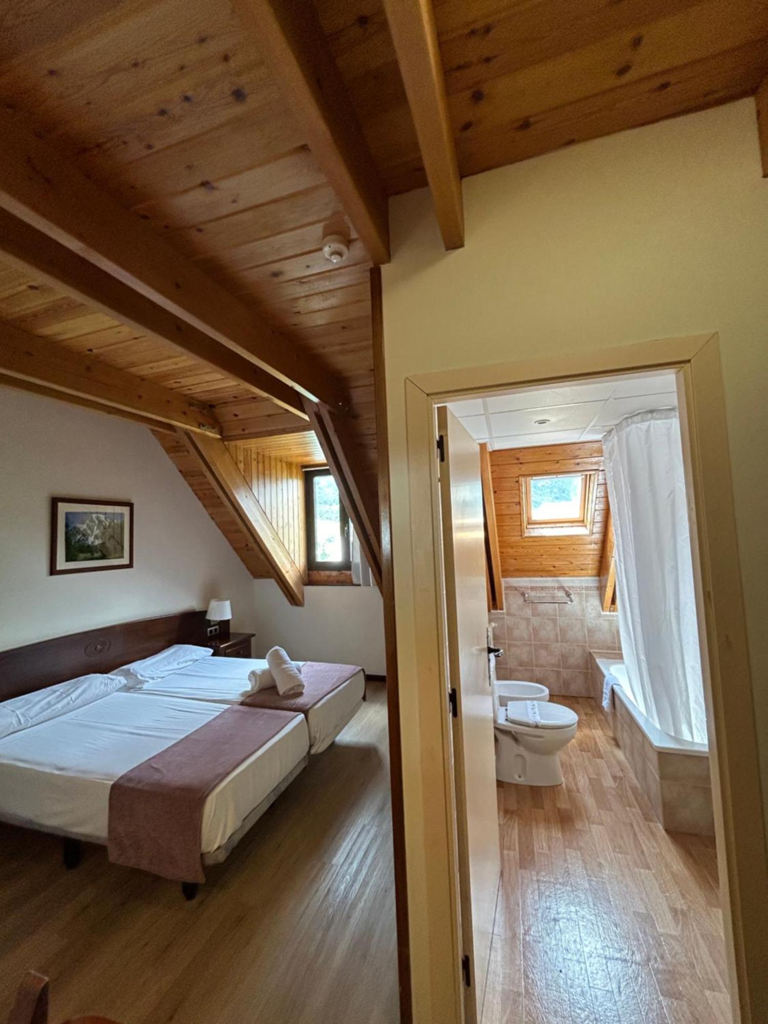 Hotel Romanic Estación Εξωτερικό φωτογραφία