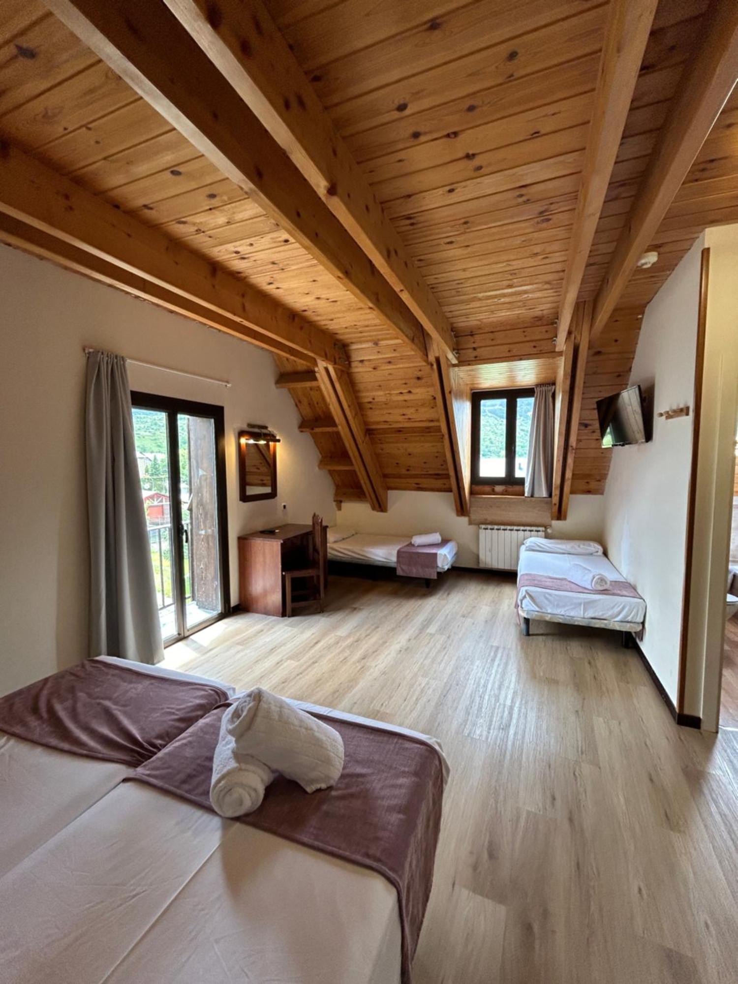 Hotel Romanic Estación Εξωτερικό φωτογραφία