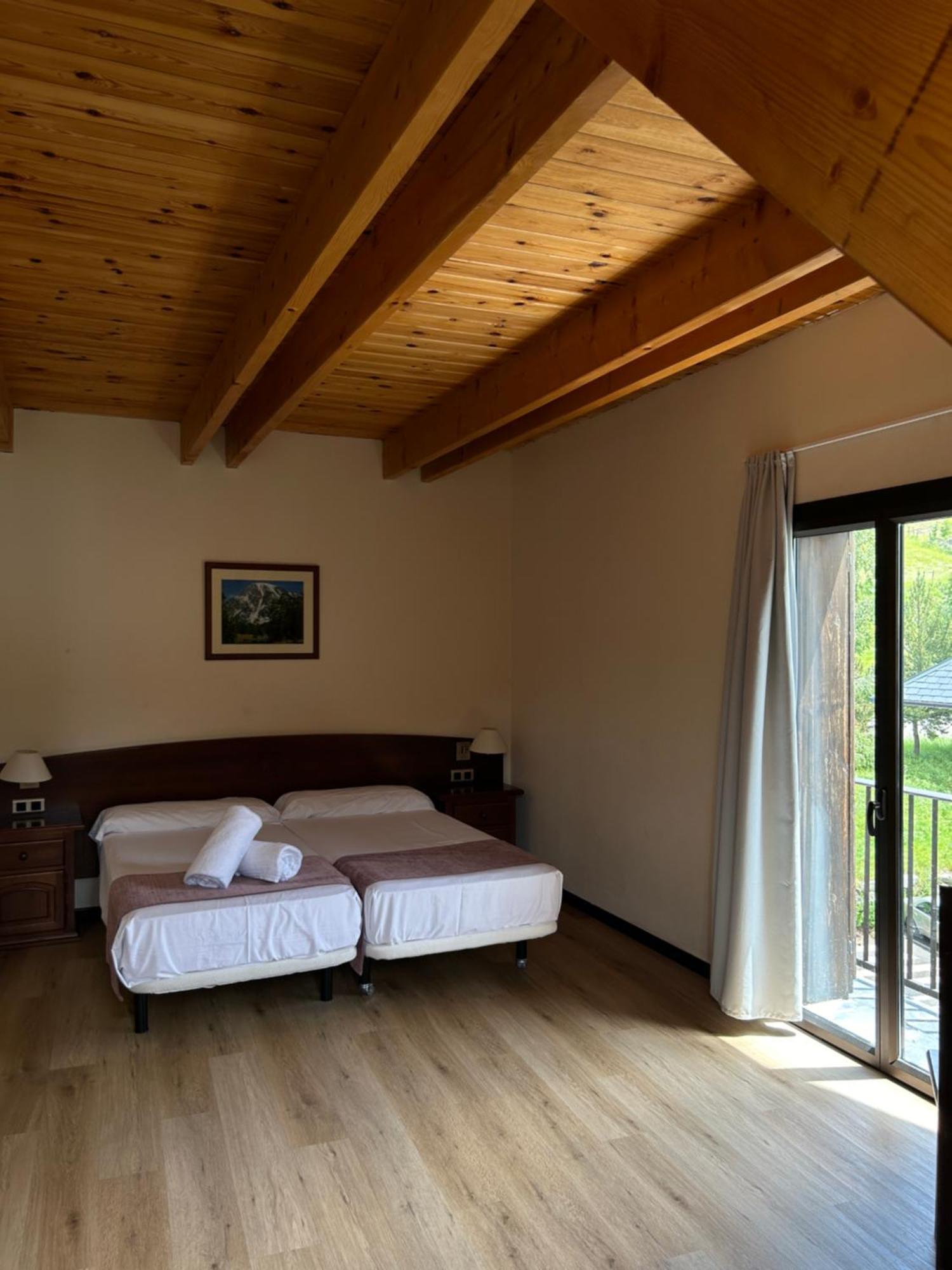 Hotel Romanic Estación Εξωτερικό φωτογραφία